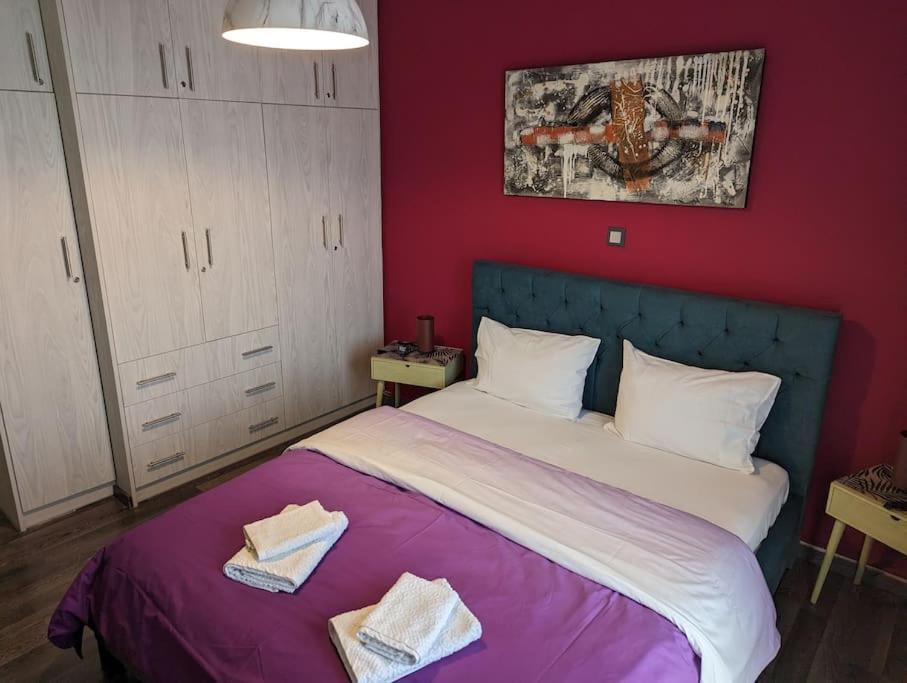 Cozy Apartm.near Metro Ag.marina *