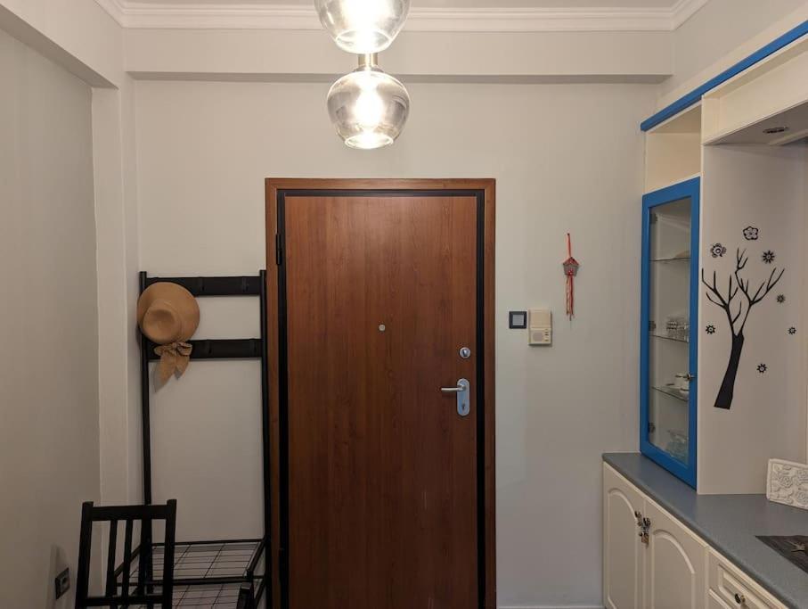 Cozy Apartm.near Metro Ag.marina * Athens
